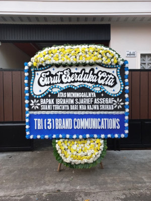 Papan Bunga Duka di Sumahilang